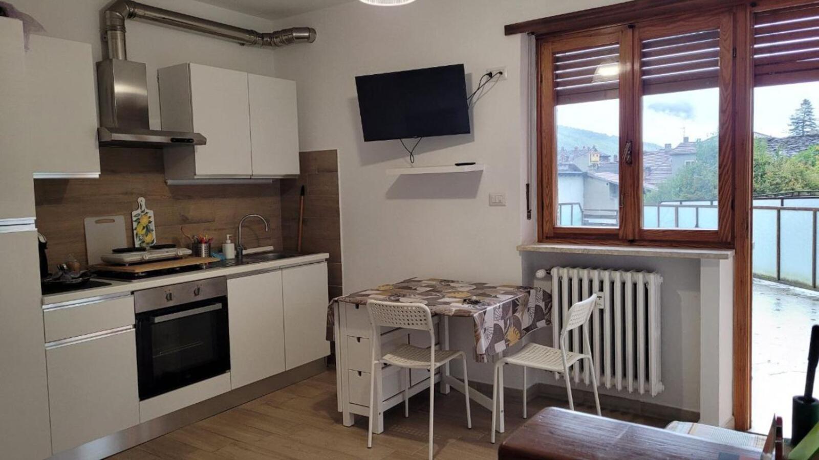 ChiomonteCasa Con Terrazzo E Vistaアパートメント エクステリア 写真